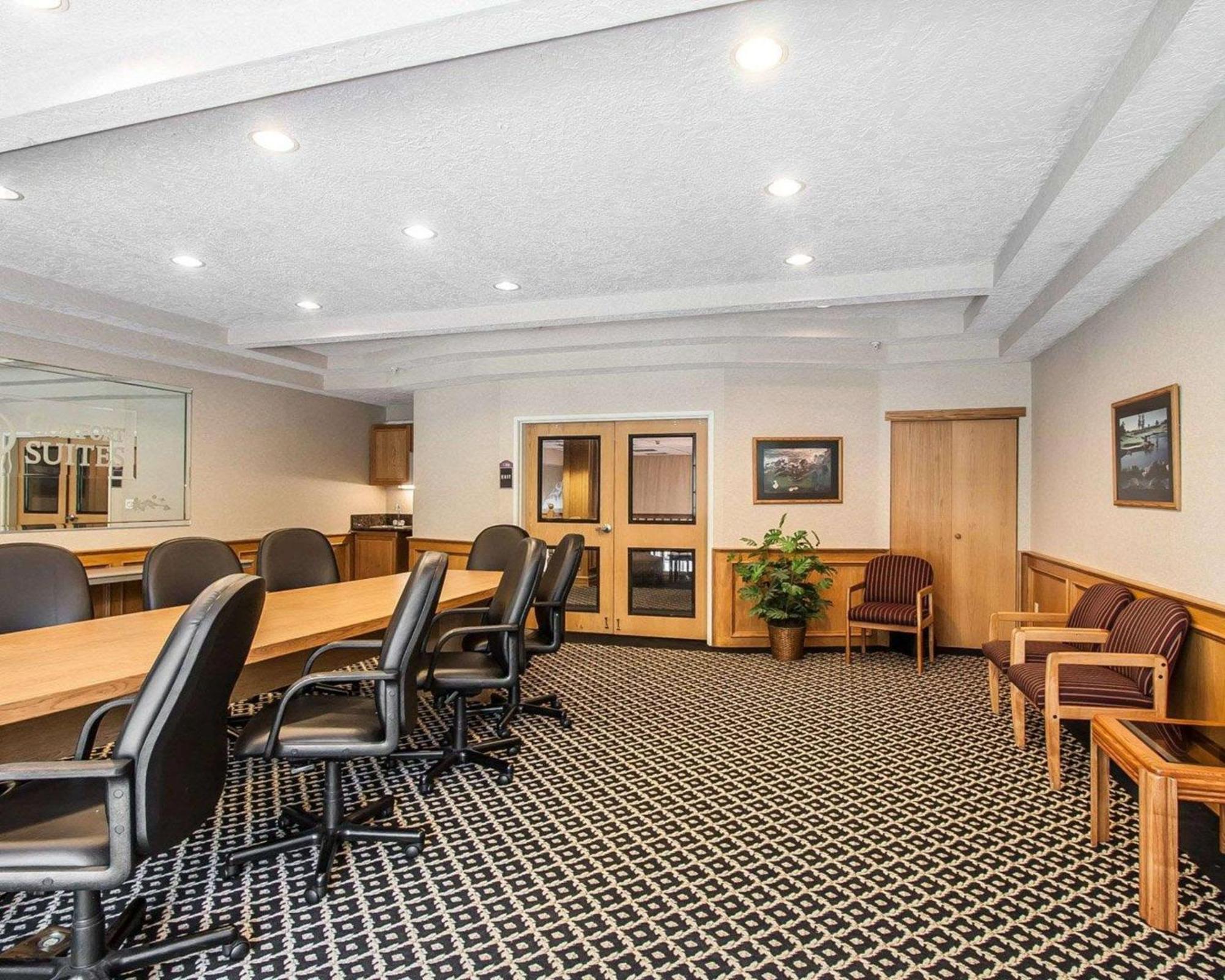 Comfort Suites Clackamas Extérieur photo