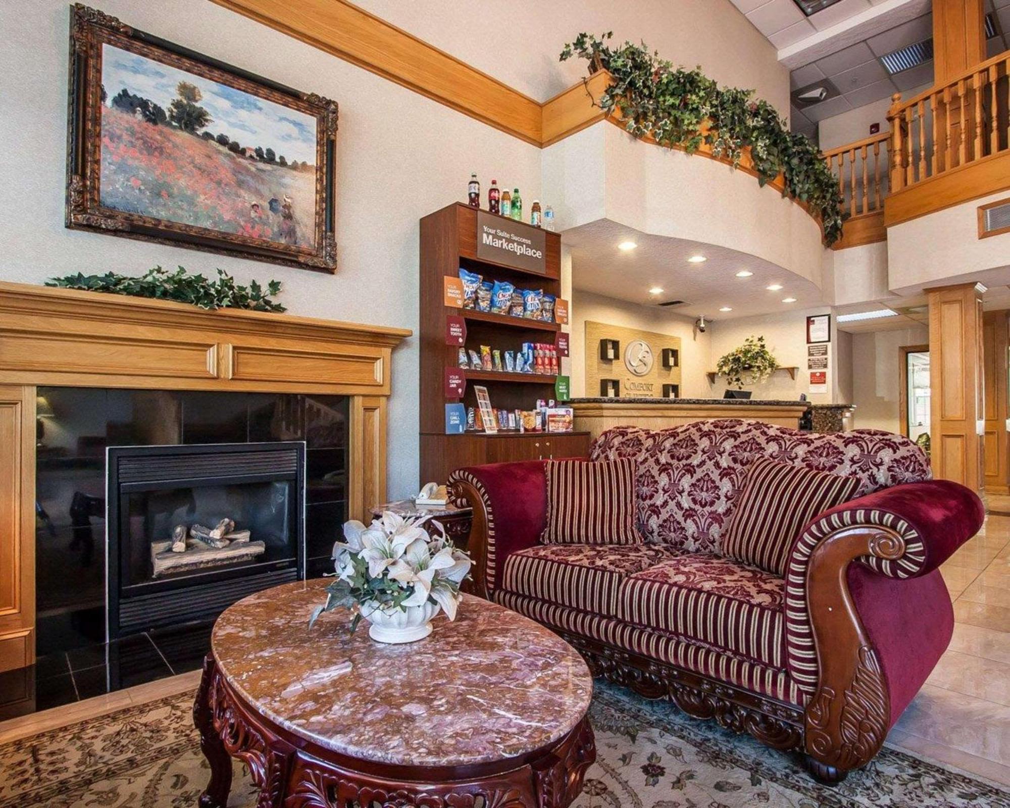 Comfort Suites Clackamas Extérieur photo