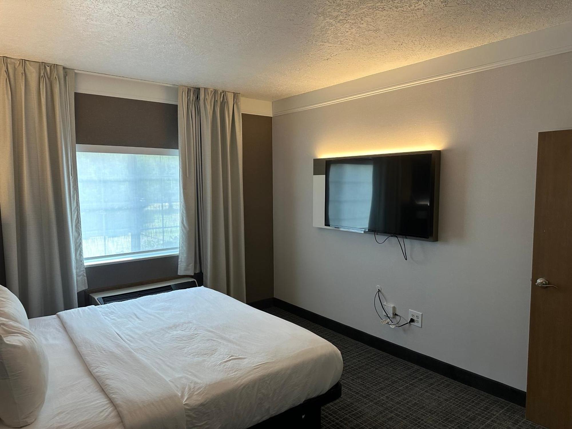 Comfort Suites Clackamas Extérieur photo